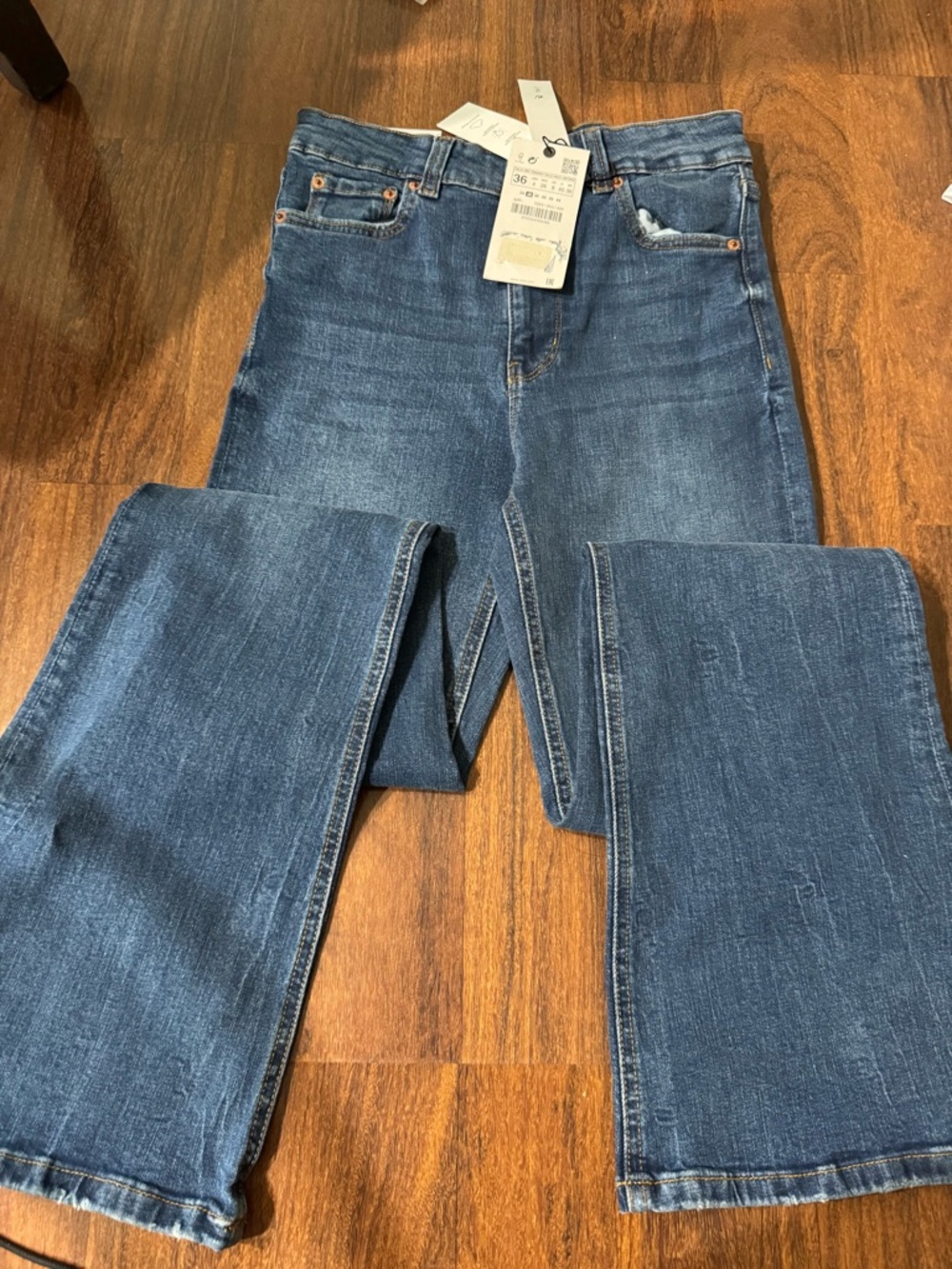 ZARA THE SKINNY FLARE JEANS SIZE 4 NWT - Picture 2 of 6